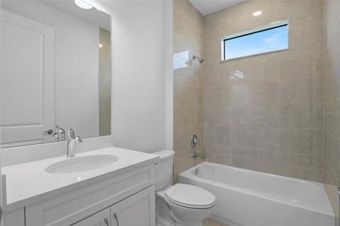 Casa en venta en Lakewood Ranch, Florida, 2 dormitorios, 169.73 m2 № 2391209 - foto 26