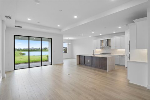 Casa en venta en Lakewood Ranch, Florida, 2 dormitorios, 169.73 m2 № 2391209 - foto 16