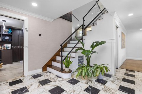 House in Southwest Ranches, Florida 4 bedrooms, 302.86 sq.m. № 2030694 - photo 18