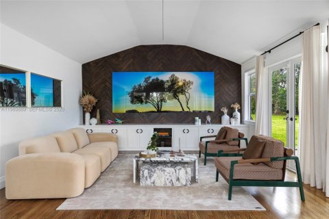 House in Southwest Ranches, Florida 4 bedrooms, 302.86 sq.m. № 2030694 - photo 22