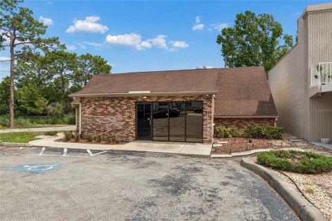 Immobilier commercial à vendre à Spring Hill, Floride: 180.51 m2 № 2102269 - photo 6