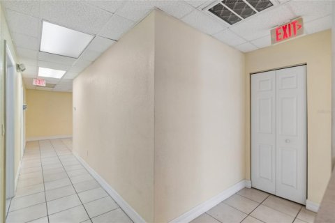 Immobilier commercial à vendre à Spring Hill, Floride: 180.51 m2 № 2102269 - photo 23