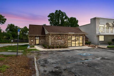 Immobilier commercial à Spring Hill, Floride 180.51 m2 № 2102269