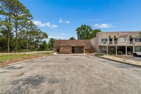 Immobilier commercial à vendre à Spring Hill, Floride: 180.51 m2 № 2102269 - photo 10