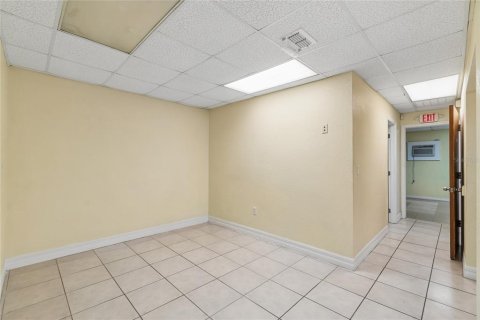 Immobilier commercial à vendre à Spring Hill, Floride: 180.51 m2 № 2102269 - photo 30