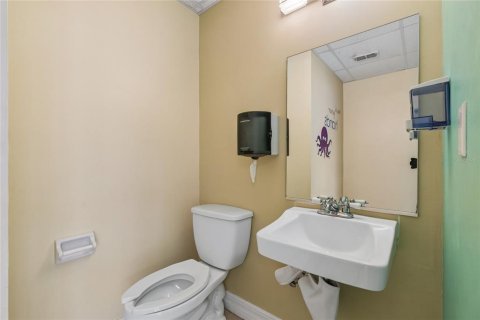 Immobilier commercial à vendre à Spring Hill, Floride: 180.51 m2 № 2102269 - photo 19