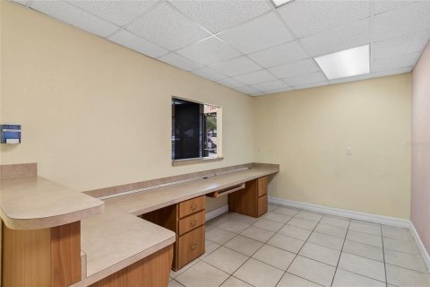 Immobilier commercial à vendre à Spring Hill, Floride: 180.51 m2 № 2102269 - photo 21