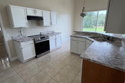 Villa ou maison à louer à Kissimmee, Floride: 5 chambres, 235.04 m2 № 2419366 - photo 9