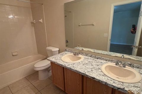 Villa ou maison à louer à Kissimmee, Floride: 5 chambres, 235.04 m2 № 2419366 - photo 17