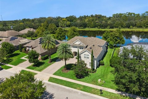 Villa ou maison à vendre à Oviedo, Floride: 4 chambres, 386.19 m2 № 2133926 - photo 3