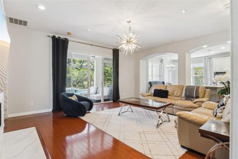 Villa ou maison à vendre à Oviedo, Floride: 4 chambres, 386.19 m2 № 2133926 - photo 14