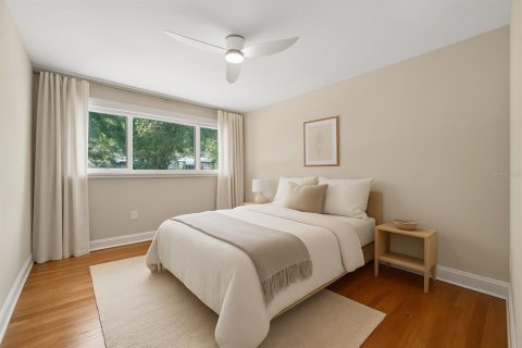 Casa en venta en Orlando, Florida, 3 dormitorios, 213.3 m2 № 1915658 - foto 14