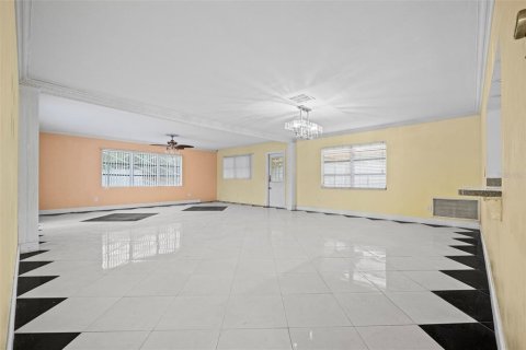 Villa ou maison à vendre à Winter Haven, Floride: 3 chambres, 199.65 m2 № 1389023 - photo 15