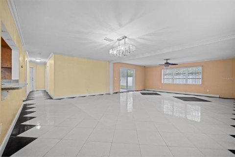 Villa ou maison à vendre à Winter Haven, Floride: 3 chambres, 199.65 m2 № 1389023 - photo 17