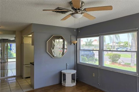 Copropriété à louer à Holiday, Floride: 2 chambres, 71.35 m2 № 2415019 - photo 7