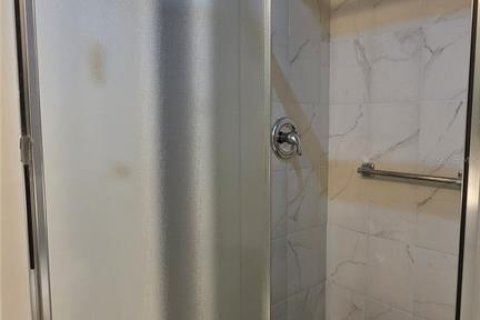 Copropriété à louer à Holiday, Floride: 2 chambres, 71.35 m2 № 2415019 - photo 19