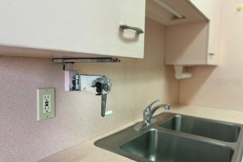 Copropriété à louer à Saint Petersburg, Floride: 1 chambre, 65.22 m2 № 2387405 - photo 13
