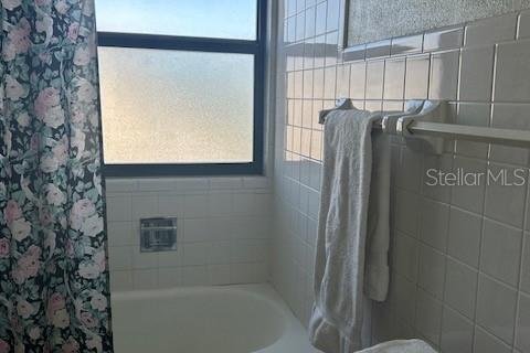Copropriété à louer à Saint Petersburg, Floride: 1 chambre, 65.22 m2 № 2387405 - photo 10
