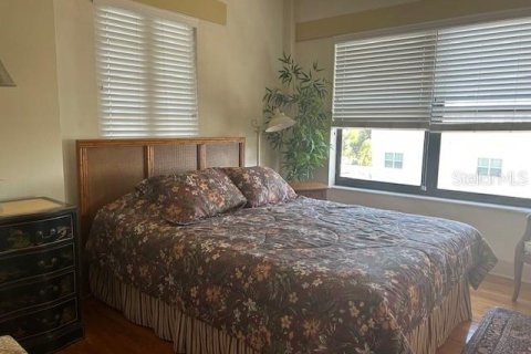Copropriété à louer à Saint Petersburg, Floride: 1 chambre, 65.22 m2 № 2387405 - photo 4