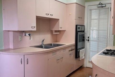 Copropriété à louer à Saint Petersburg, Floride: 1 chambre, 65.22 m2 № 2387405 - photo 11