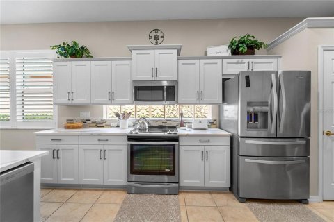 House in Sarasota, Florida 3 bedrooms, 220.83 sq.m. № 2111201 - photo 9
