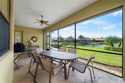 House in Sarasota, Florida 3 bedrooms, 220.83 sq.m. № 2111201 - photo 22