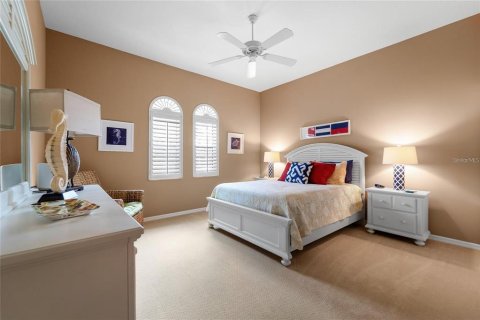 House in Sarasota, Florida 3 bedrooms, 220.83 sq.m. № 2111201 - photo 18