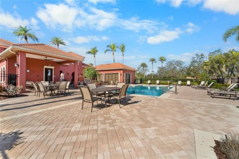 House in Sarasota, Florida 3 bedrooms, 220.83 sq.m. № 2111201 - photo 27
