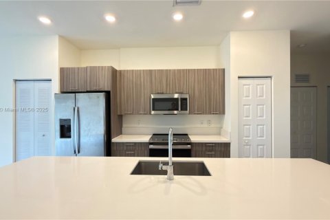 Condominio en venta en Doral, Florida, 3 dormitorios, 114.83 m2 № 1973927 - foto 7