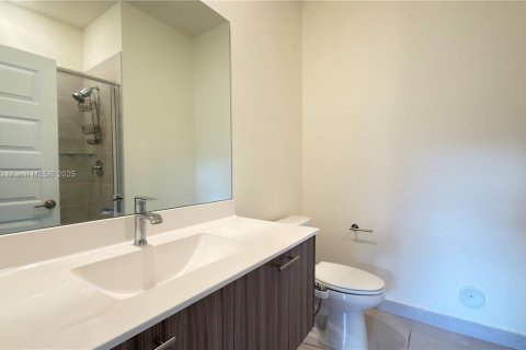 Condominio en venta en Doral, Florida, 3 dormitorios, 114.83 m2 № 1973927 - foto 13