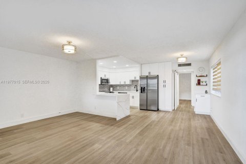 Copropriété à vendre à Delray Beach, Floride: 1 chambre, 66.89 m2 № 2048594 - photo 14