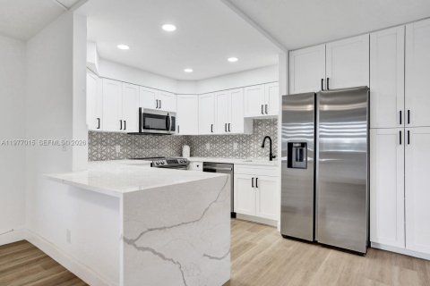 Copropriété à vendre à Delray Beach, Floride: 1 chambre, 66.89 m2 № 2048594 - photo 6