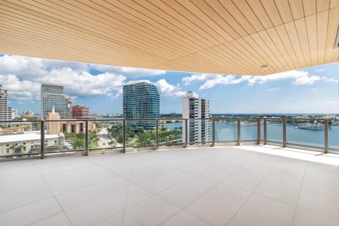 Copropriété à louer à West Palm Beach, Floride: 4 chambres, 412.49 m2 № 2146606 - photo 16