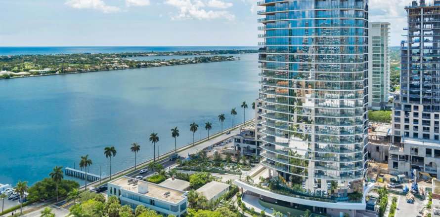 Condo à West Palm Beach, Floride, 4 chambres  № 2146606