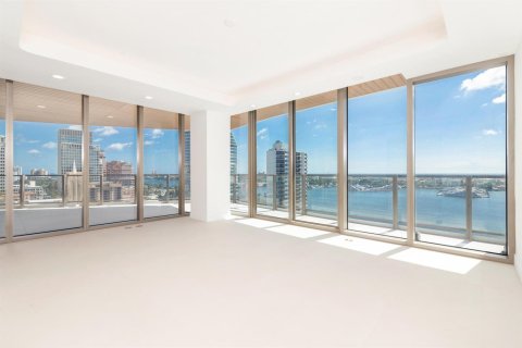 Copropriété à louer à West Palm Beach, Floride: 4 chambres, 412.49 m2 № 2146606 - photo 18