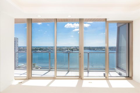 Copropriété à louer à West Palm Beach, Floride: 4 chambres, 412.49 m2 № 2146606 - photo 19