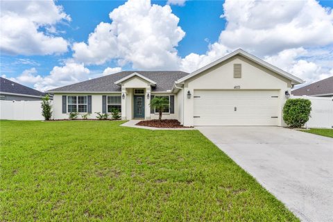Villa ou maison à vendre à Belleview, Floride: 3 chambres, 172.98 m2 № 1918346 - photo 1