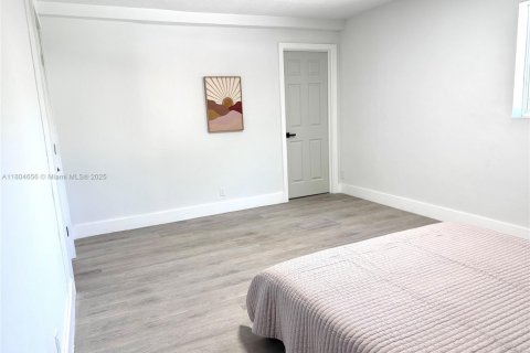Casa en venta en Hollywood, Florida, 3 dormitorios, 121.89 m2 № 1942104 - foto 15