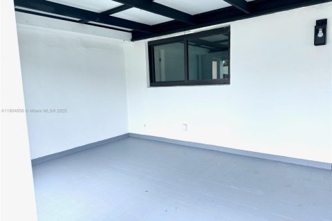Casa en venta en Hollywood, Florida, 3 dormitorios, 121.89 m2 № 1942104 - foto 30