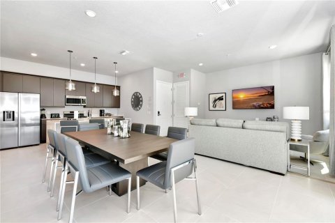 Copropriété à vendre à Four Corners, Floride: 3 chambres, 139.35 m2 № 2427065 - photo 3