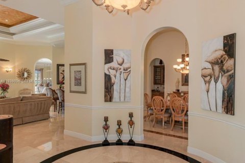 Villa ou maison à vendre à Pembroke Pines, Floride: 5 chambres, 420.01 m2 № 1996262 - photo 6
