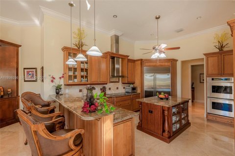 Villa ou maison à vendre à Pembroke Pines, Floride: 5 chambres, 420.01 m2 № 1996262 - photo 19