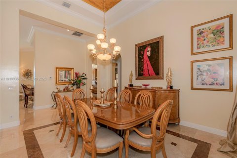 Villa ou maison à vendre à Pembroke Pines, Floride: 5 chambres, 420.01 m2 № 1996262 - photo 14