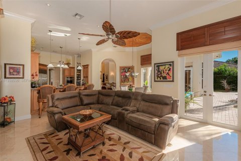 Villa ou maison à vendre à Pembroke Pines, Floride: 5 chambres, 420.01 m2 № 1996262 - photo 26