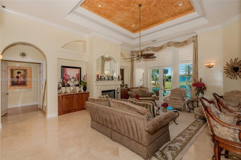 Villa ou maison à vendre à Pembroke Pines, Floride: 5 chambres, 420.01 m2 № 1996262 - photo 8