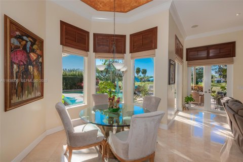 Villa ou maison à vendre à Pembroke Pines, Floride: 5 chambres, 420.01 m2 № 1996262 - photo 23