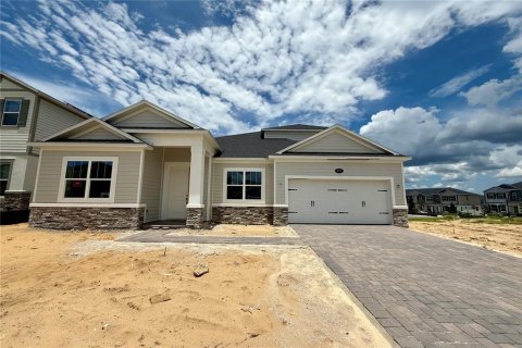 House in Apopka, Florida 5 bedrooms, 279.26 sq.m. № 1643130 - photo 23