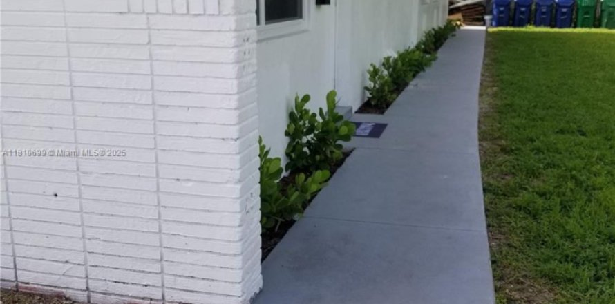 Casa en Lauderhill, Florida 1 dormitorio, 209.96 m2 № 1871487