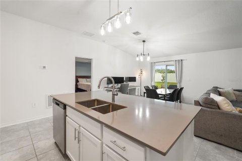 Villa ou maison à vendre à Kissimmee, Floride: 3 chambres, 144.93 m2 № 2398715 - photo 8