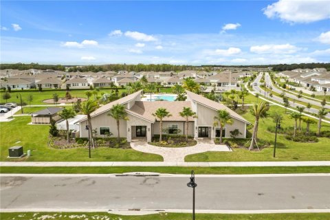 Villa ou maison à vendre à Kissimmee, Floride: 3 chambres, 144.93 m2 № 2398715 - photo 29